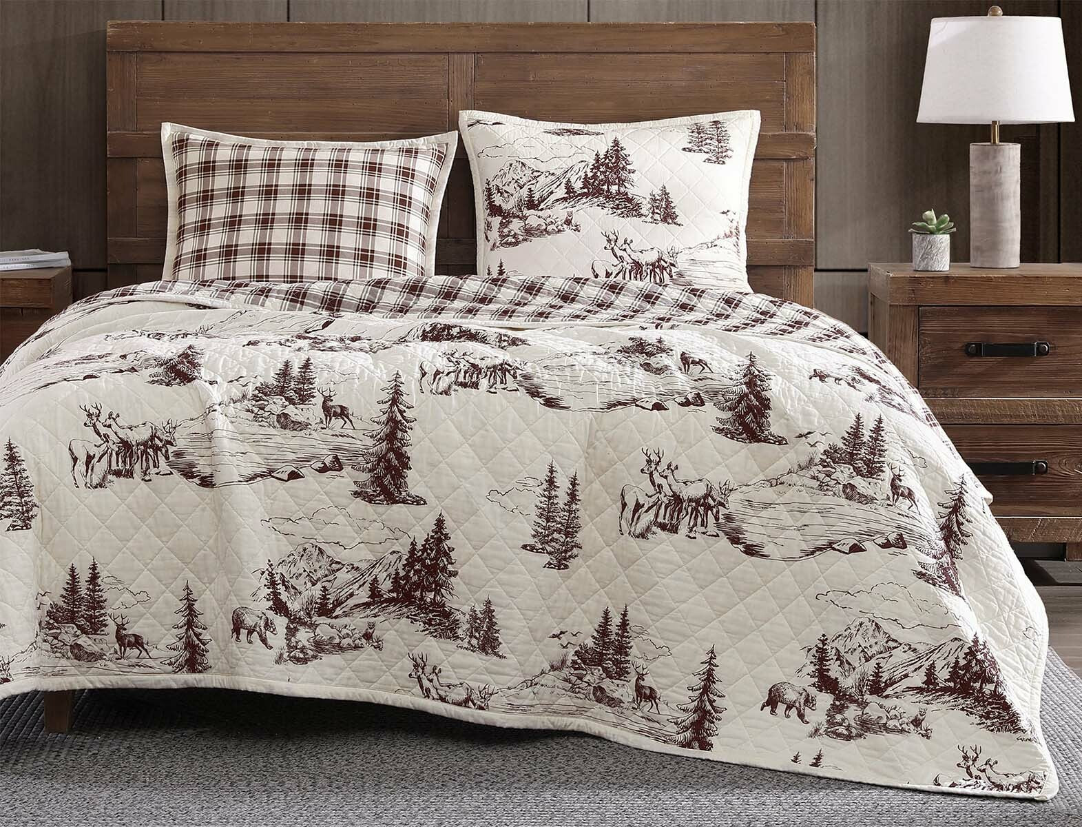 White Frost Reversible Quilt Bedding Collection