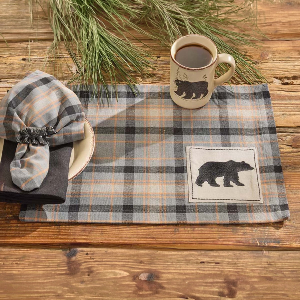 Pine Hollow Plaid Table Linens