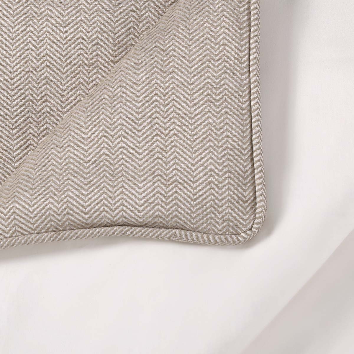 Herringbone Sand Comforter Set - Queen