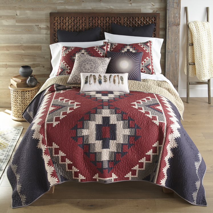 Crimson Vista Quilt Bed Set - Queen