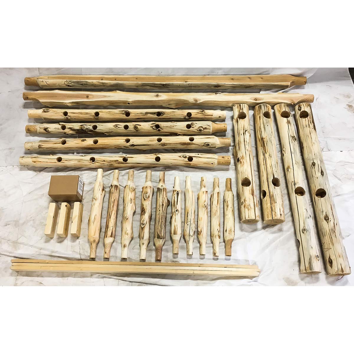Voyageur Log Bed - Twin