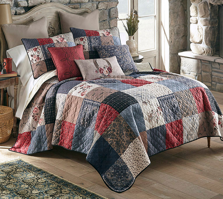 Western Romance Patchwork Quilt Bed Set - Queen
