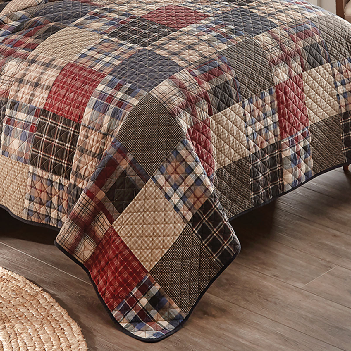 Plaid Rustic Retreat Lap Quilt