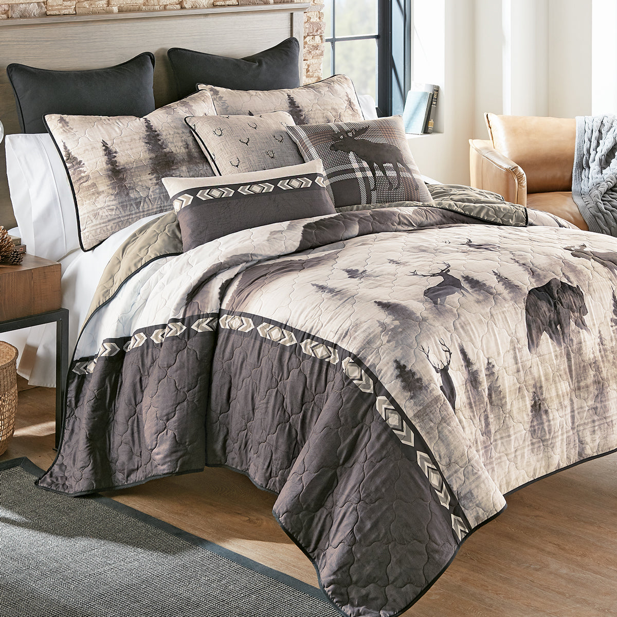 Morning Mist Wildlife Quilt Bed Set - Queen
