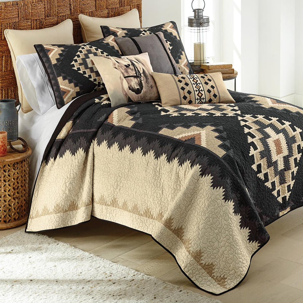 Midnight Mesa Quilt Bed Set - Queen