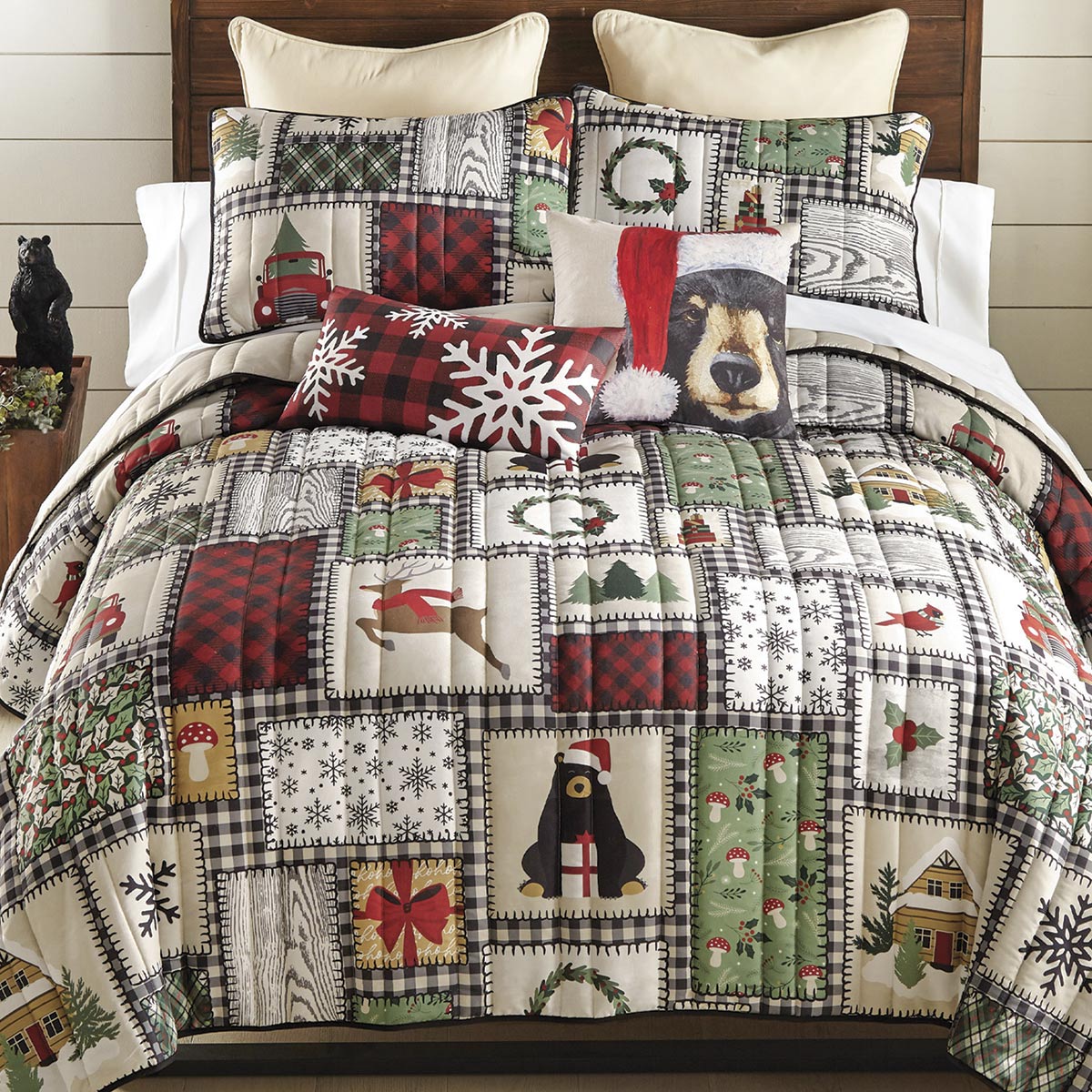 Holiday Cabin Pillow Set