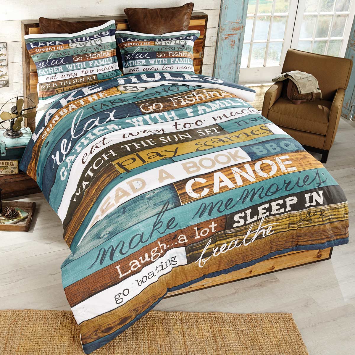 Lakeside Getaway Comforter - Queen