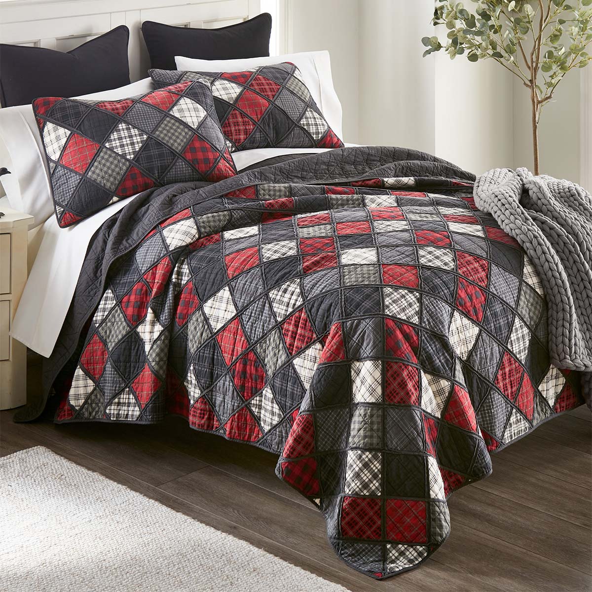 Timber Ridge Plaid Quilt Set - King
