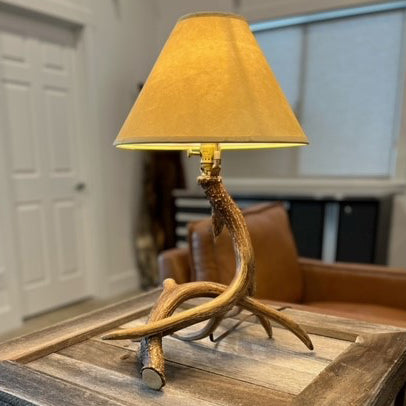 Whitetail Deer 2 Antler Table Lamp