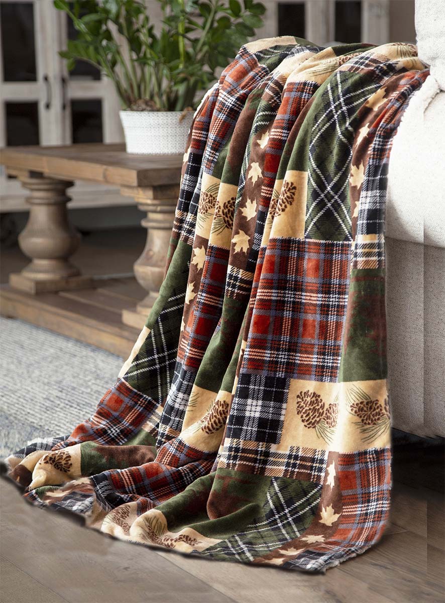 Pinecone Woodland Unlined Sherpa Throw