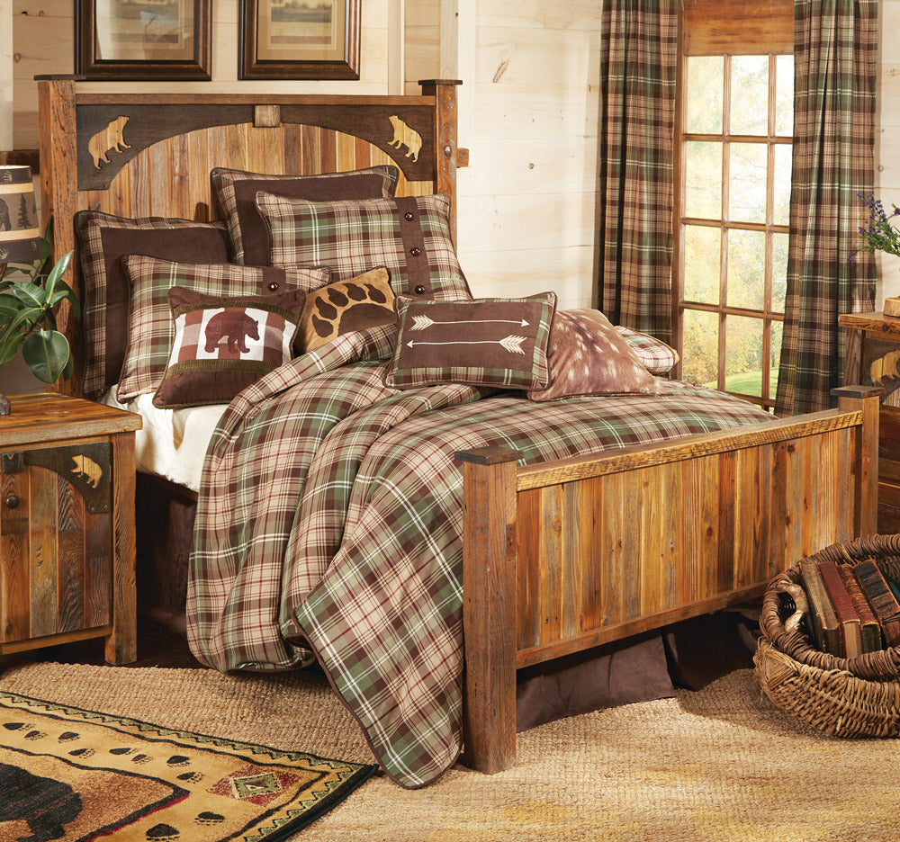 Barnwood Bear Carvings Bed - King