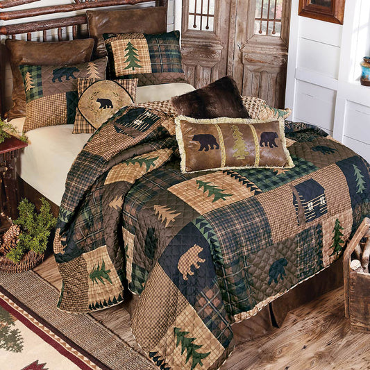 Black Bear & Pines Quilt Bed Set - Queen