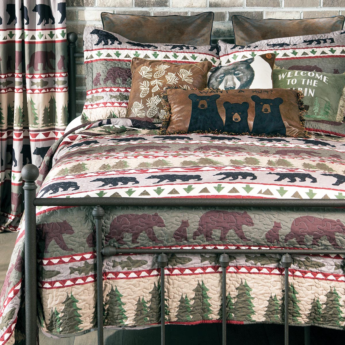 Pine Lodge Bears Quilt Bed Set - Queen