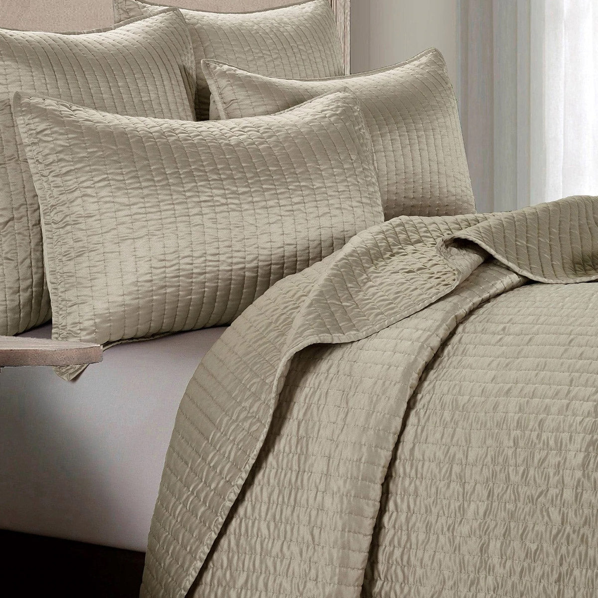 Beige Satin Quilt Bed Set - King
