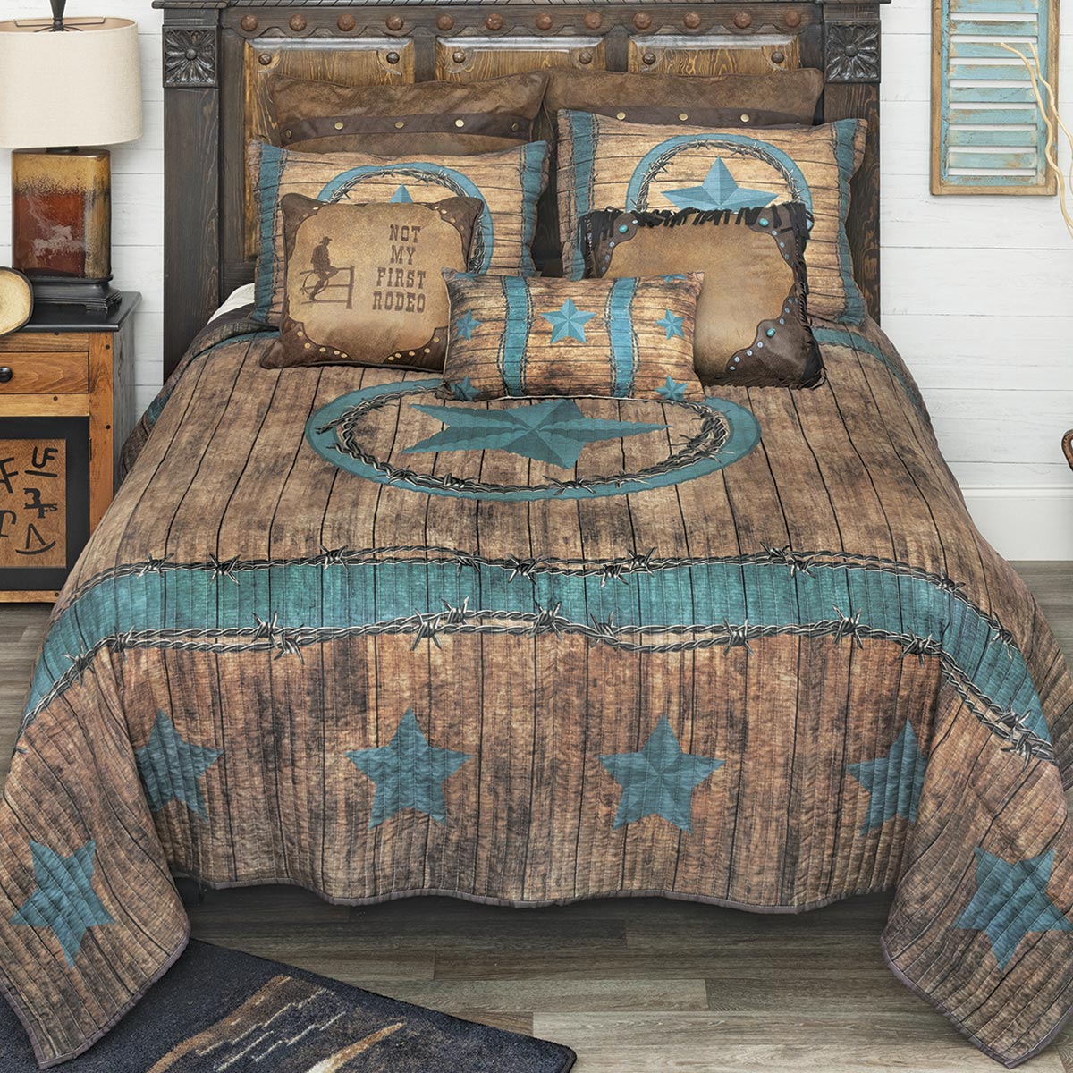 Turquoise Star & Barbed Wire Quilt Bed Set - King