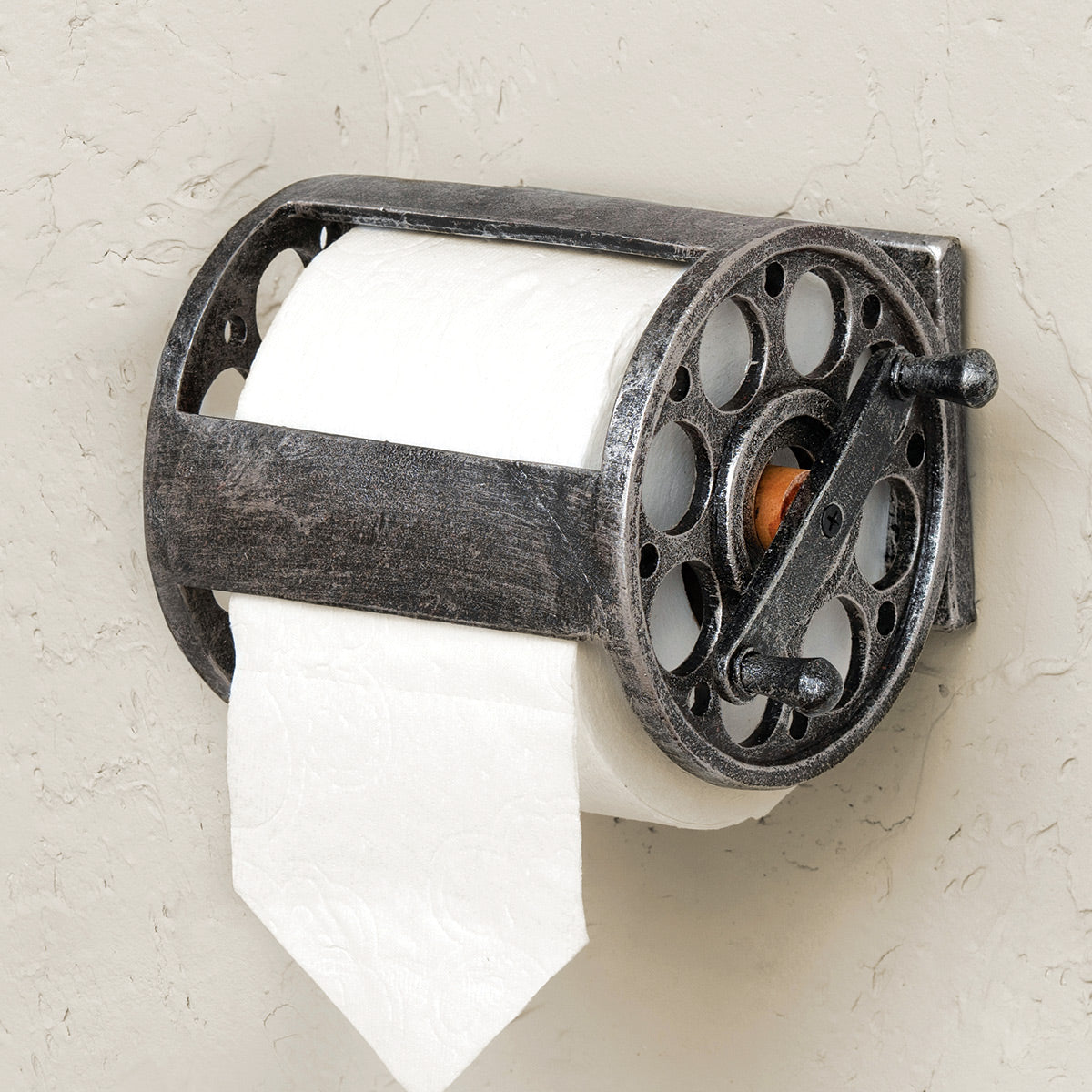 fishing rod toilet paper holder BLACK FOREST DECOR Rustic Lodge Full color packaging makes giving this item as a gift easy Fishing Reel Wall Mounted Toilet