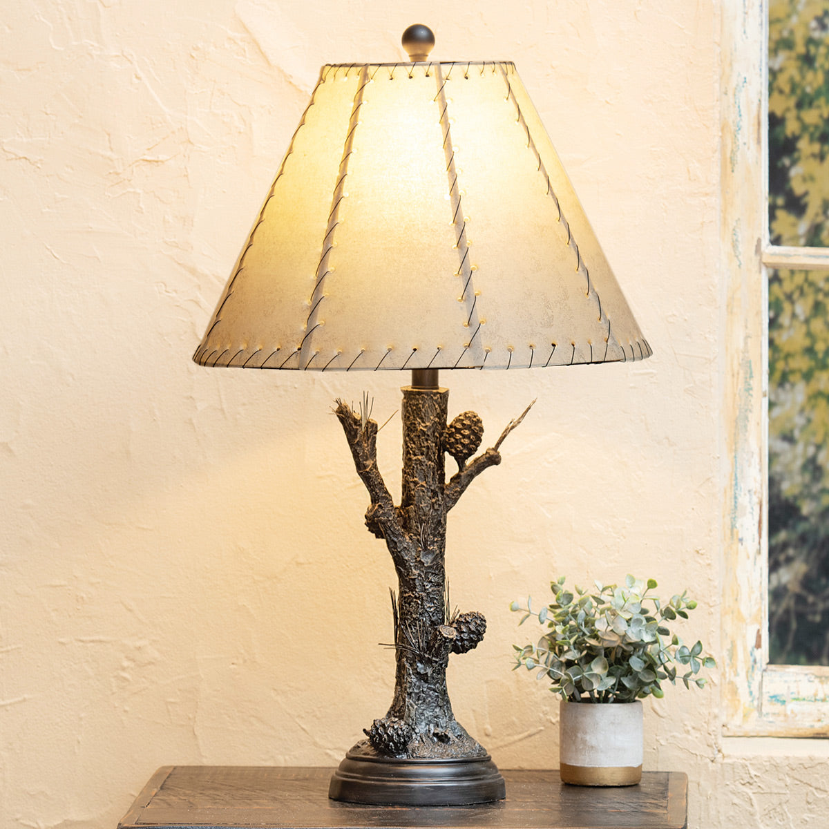 Pine Branches Table Lamp