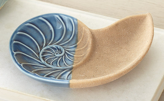 Ocean Edge Porcelain Shell Plate - CLEARANCE