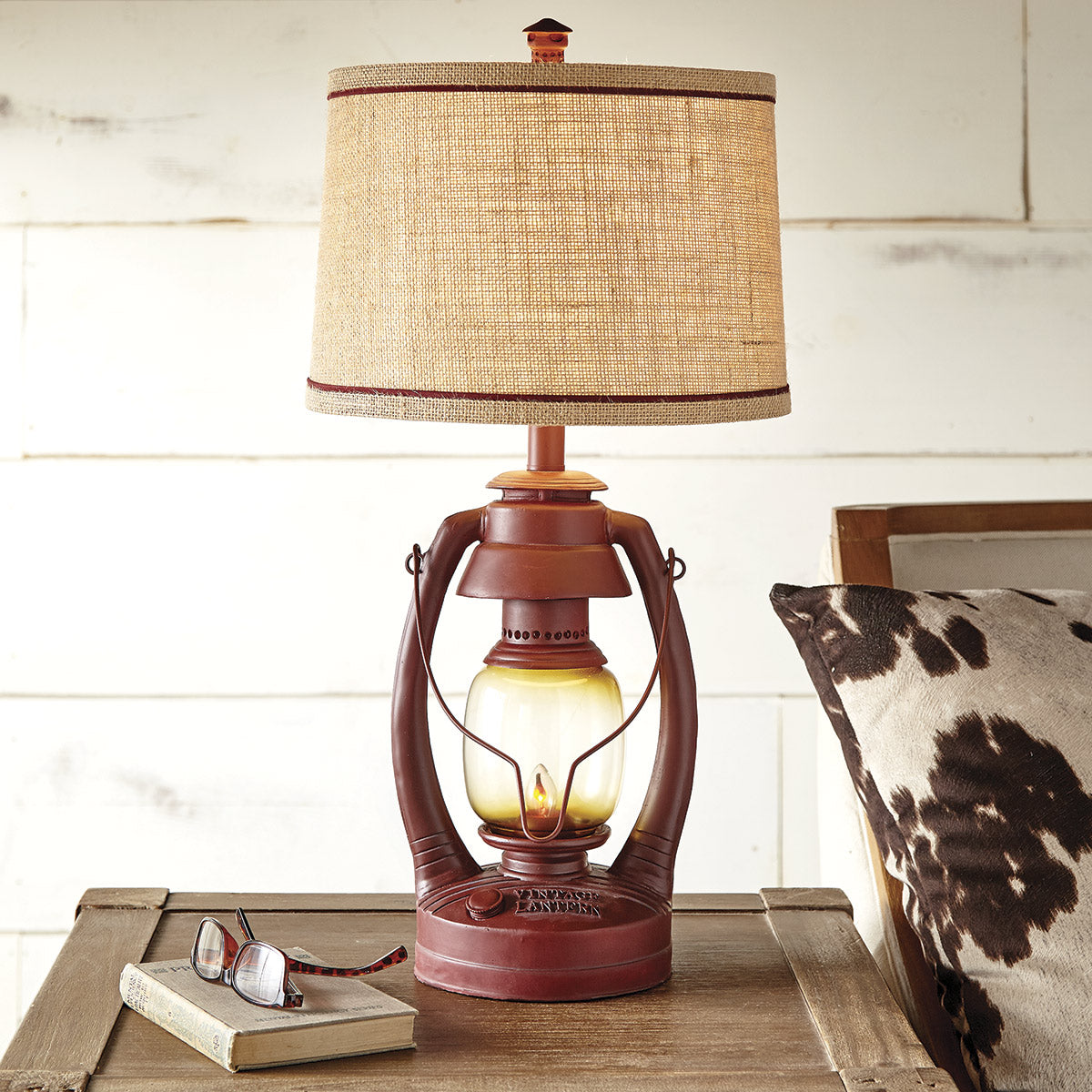 Vintage Red Lantern Table Lamp