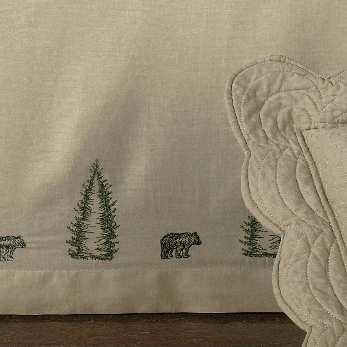Bear Creek Bedskirt - King