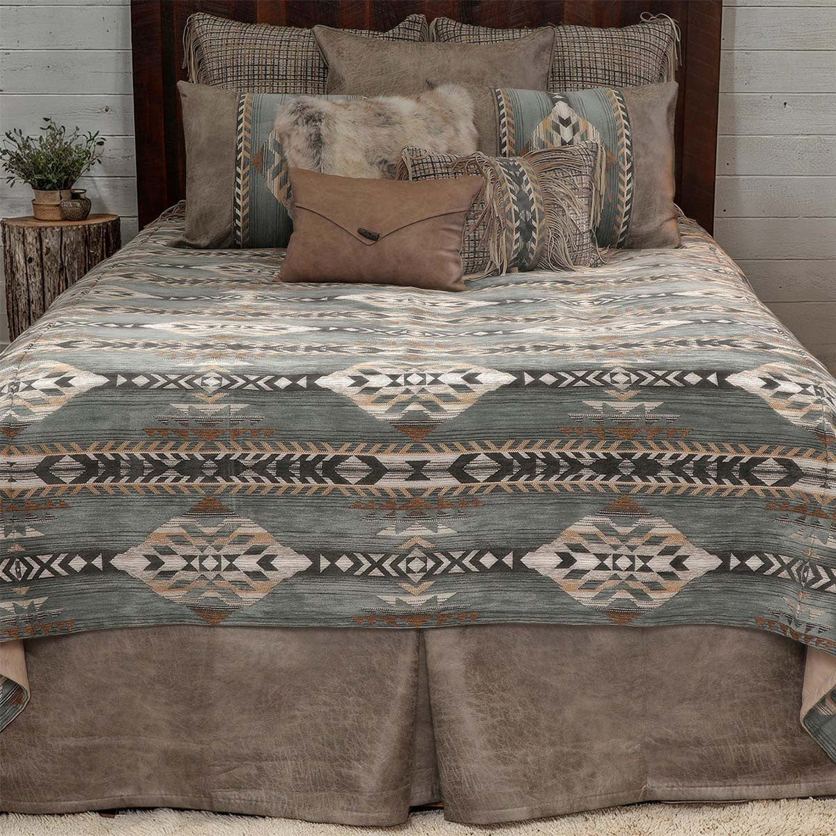 Spearhead Dusk Coverlet Sets