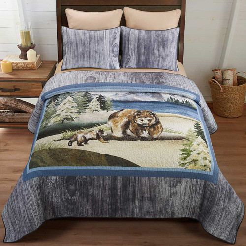 Lake Bears Quilt Bed Set - Queen