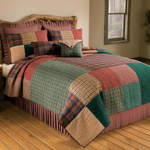 Cabin Plaid Quilt Bedding Collection
