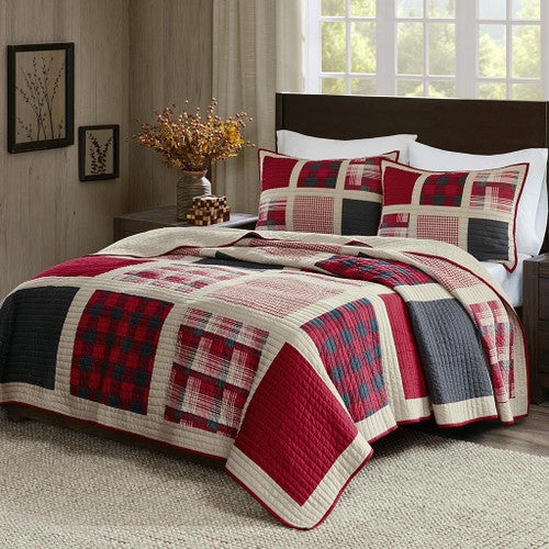 Red Plaid Patches Quilt Bedding Collection