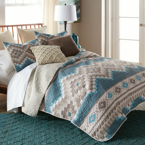 Turquoise Vista Quilt Bed Set - King