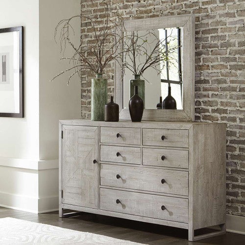 Northern Pine Dresser with Mirror