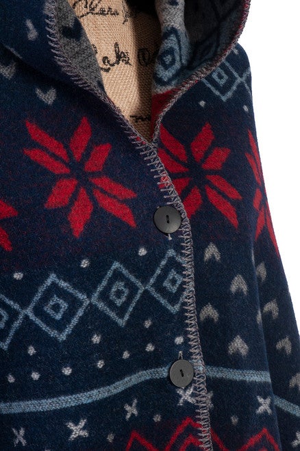 Nordic Hooded Throw