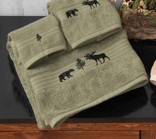 Moose & Bear Woodland Moss Embroidered Bath Towel