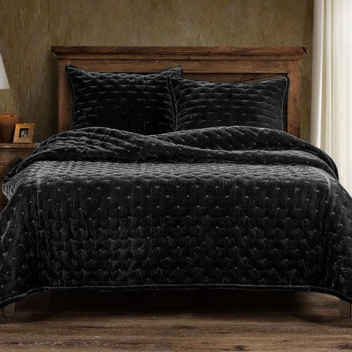Black Night Velvet Quilt - Queen