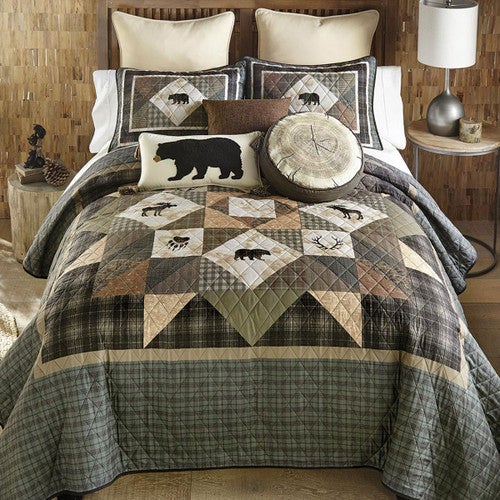 Moose & Bear Trail Patchwork Quilt Bed Set - Queen