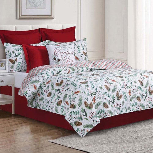 Holly Dreams Quilt Set - Full/Queen