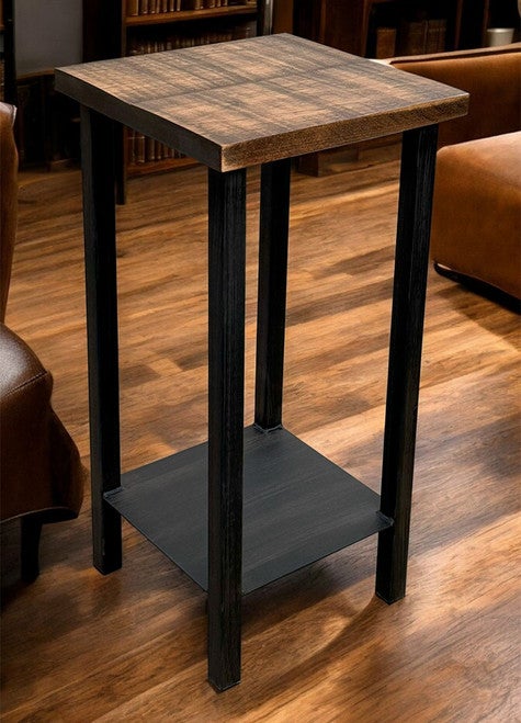 Grizzly Den Drink Table