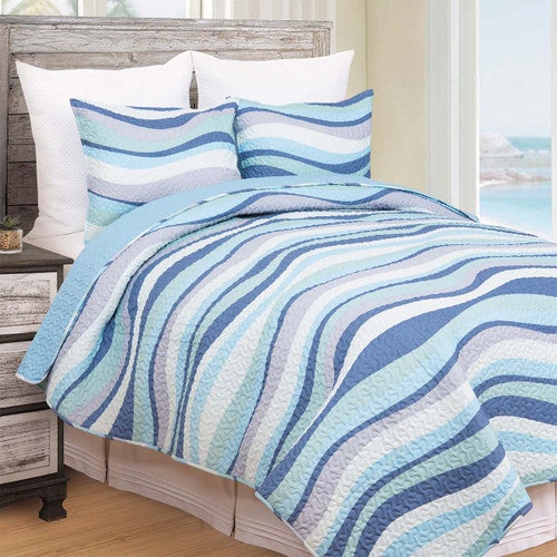 Ocean Waves Quilt Set - Twin - OVERSTOCK
