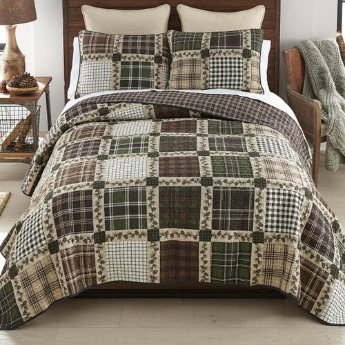Pine & Plaid Patches Quilt Set - Cal King
