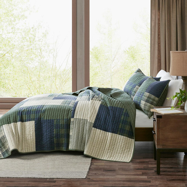 Hunter Plaid Quilt Bed Set - Full/Queen