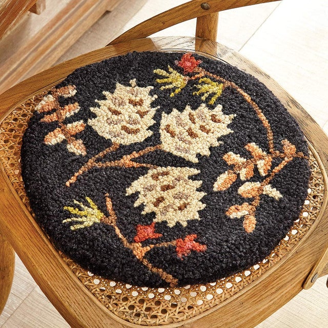 Pinecones & Berries Hooked Chair Pad