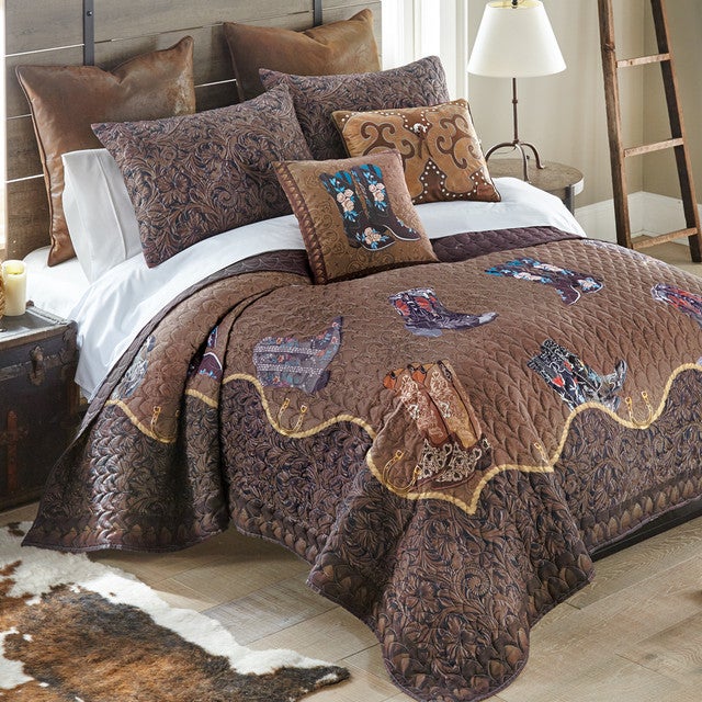 Boots & Spurs Quilt Bed Set - King- SALE