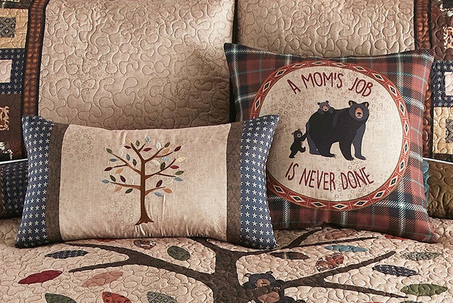 Black Bear Tree of Love Pillow Set