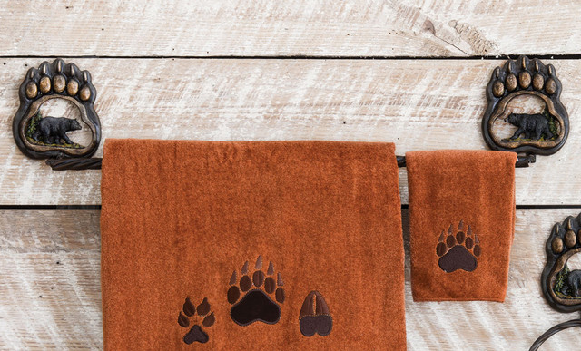 Bear Paw Wilderness Towel Bar