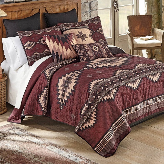 Tribal Trail Quilt Bed Set - Queen