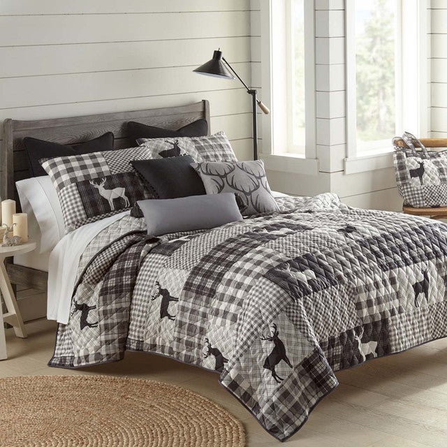 Shadow Creek Buck Quilt Bed Set - Twin