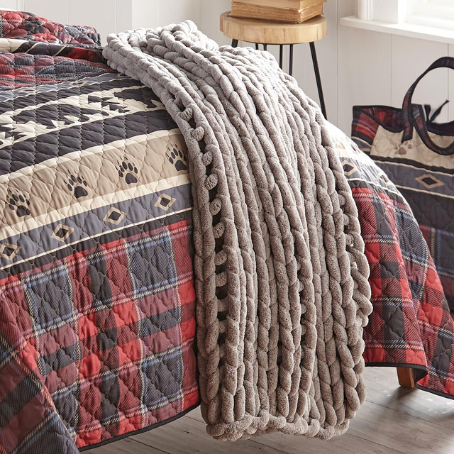 Black Bear Ridge Dove Throw