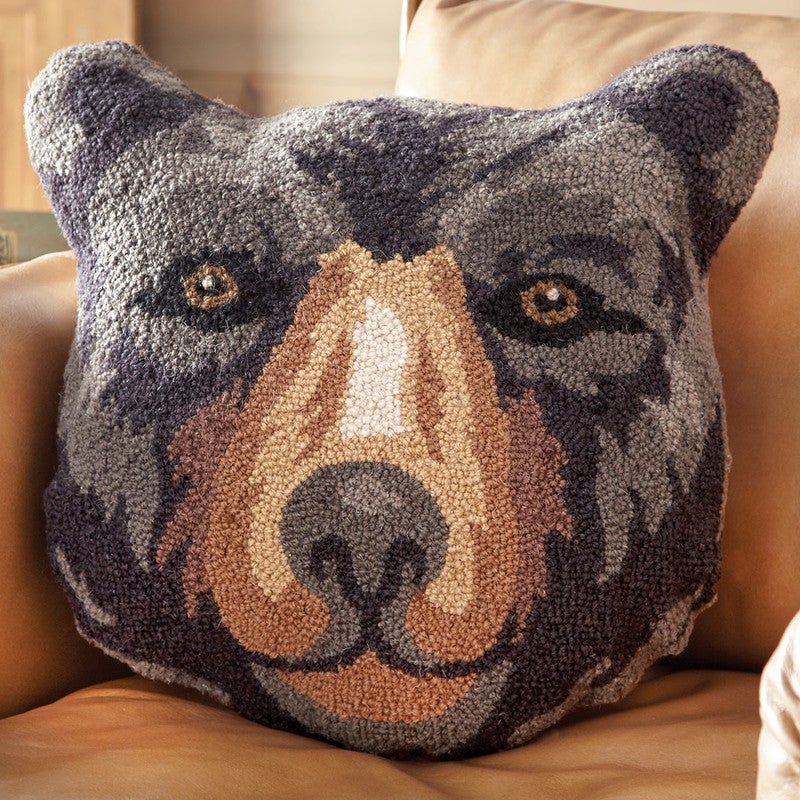Black Bear Head Shaped Hooked Pillow